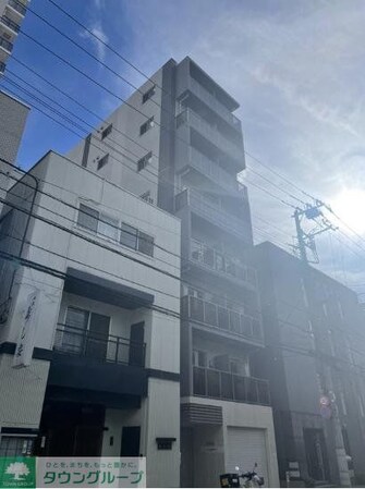 エストゥルースプラス三ノ輪の物件外観写真